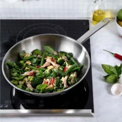 BK Wokpan Bright RVS - ø 28 Cm - Zonder Anti-aanbaklaag -Keukengerei Winkel 11bc81fcb685ce434ad45e2c9fc75a1efe62e3fe BK Bri WokP 1pc CC005747 001 PIU