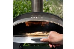 ZiiPa Pizza Oven Piana - Houtgestookt - Met Thermometer - Leisteen - Voor ø 30 Cm Pizza's - Roterende Pizzasteen -Keukengerei Winkel 159601