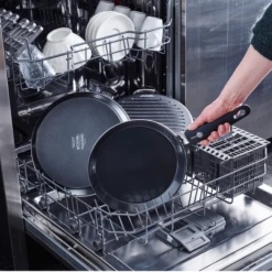 GreenPan Pannenkoekenpan Essentials - Zwart - ø 24 Cm - Keramische Anti-aanbaklaag -Keukengerei Winkel 28657464abfd1bb6ae5e9eb35e512a20fba20436 GP ESS BA Bd DWS Lifestyle a 1