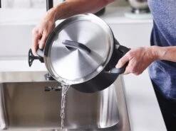 BK Pannenset Flow Cool - Zwart / RVS - 4 Delige Set -Keukengerei Winkel 477567f362398f3cedf6eea2da41628b192d7a31 BK Flow cool Bl Cvd Casserole Pour