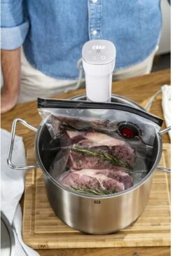 Zwilling Sous Vide Stick Enfinigy - Nauwkeurige Temperatuurinstelling - IPX7 Waterproof - Zilver/Wit -Keukengerei Winkel 750045379