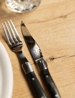 Jay Hill Bestekset Laguiole - Zwart - 24 Delig / 6 Personen 13 Jay Hill Bestekset Laguiole - Zwart - 24 Delig / 6 Personen -Keukengerei Winkel AR7A5843 2