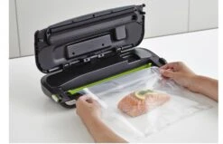 FoodSaver Vacumeermachine Urban Premium - Zilver - FFS015/X -Keukengerei Winkel FFS015X Lifestyle 7 5d36deff65a4b8.73503066