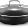 Le Creuset Hapjespan Met Deksel - Les Forgées TNS - ø 28 Cm / 3.2 Liter - Standaard Anti-aanbaklaag -Keukengerei Winkel LC 20190624 ZS PS FS 51107280010502 001