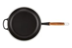 Le Creuset Hapjespan Signature - Mat Zwart - ø 28 Cm / 3.6 Liter- Geëmailleerde Anti-aanbaklaag -Keukengerei Winkel LC 20210721 HL PS FS 20259280000422 004