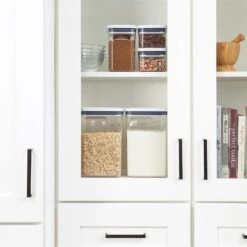 OXO Good Grips Spaghettipot POP 2.0 - 2.1 Liter -Keukengerei Winkel OXO voorraadpot sfeer 3 4