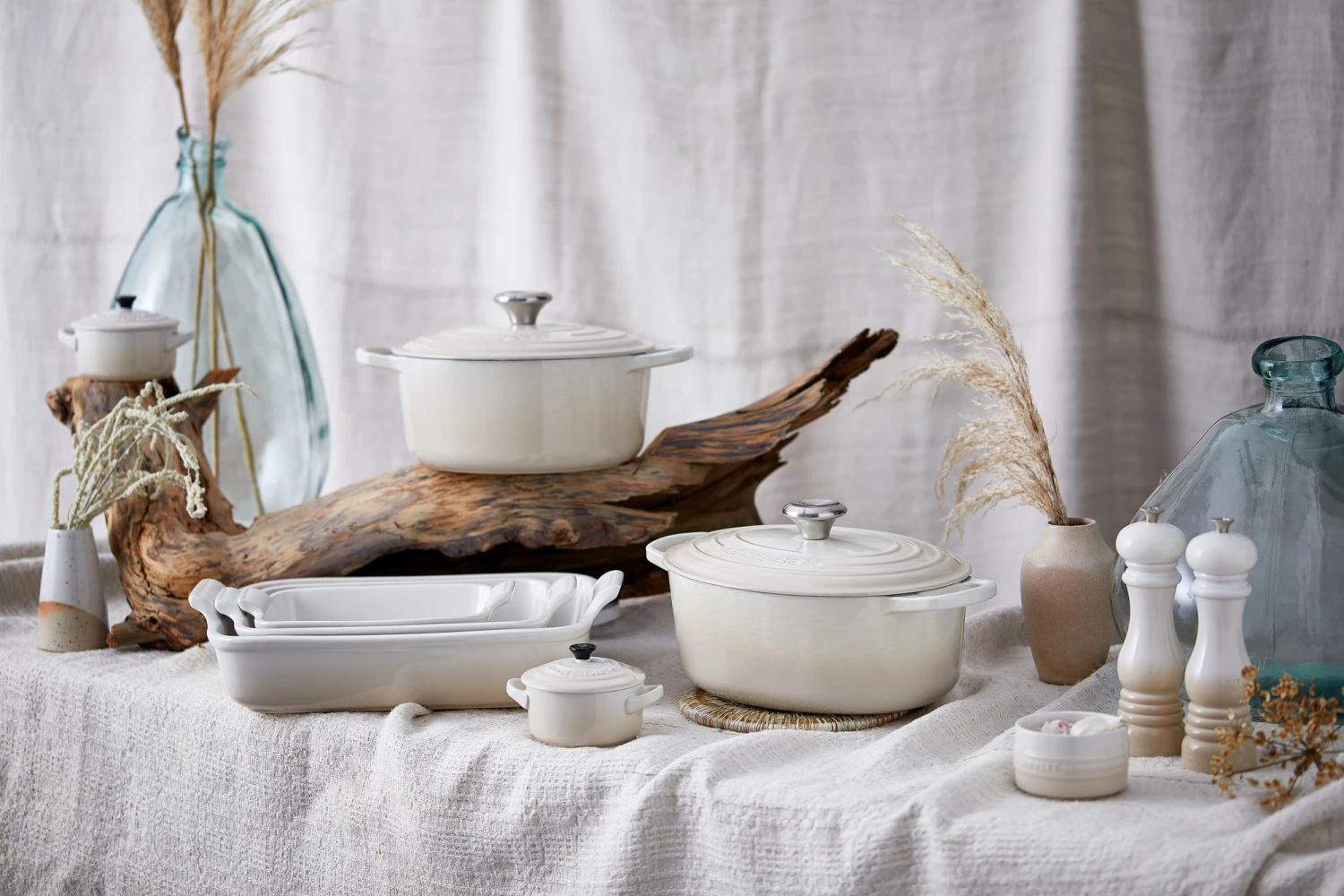 Le Creuset Braadpan Signature - Meringue - ø 26 Cm / 5.3 Liter 6 Le Creuset Braadpan Signature - Meringue - ø 26 Cm / 5.3 Liter - Afbeelding 4