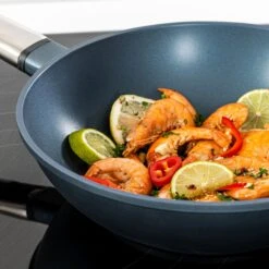 Westinghouse Wokpan Performance - Bravery Blue - ø 28 Cm - Standaard Anti-aanbaklaag -Keukengerei Winkel WCCW0095028BL 14