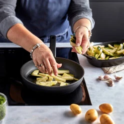 Demeyere Koekenpan Alu Comfort 3 - Duraslide - ø 20 Cm - Standaard Anti-aanbaklaag -Keukengerei Winkel pdp masonry content demeyere alu comfort dura 3 pan heats up quickly 750x750